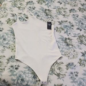 Abercrombie & Fitch Kids Cream Bodysuit